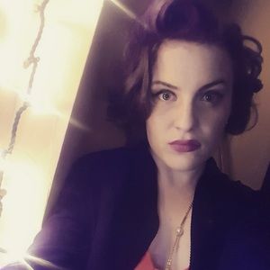 Meet your Posher, Isabella